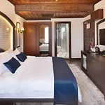 Sircali Hotel *