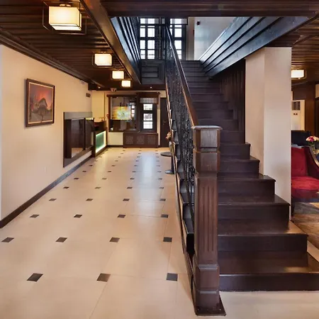 Hotel Sircali Meram